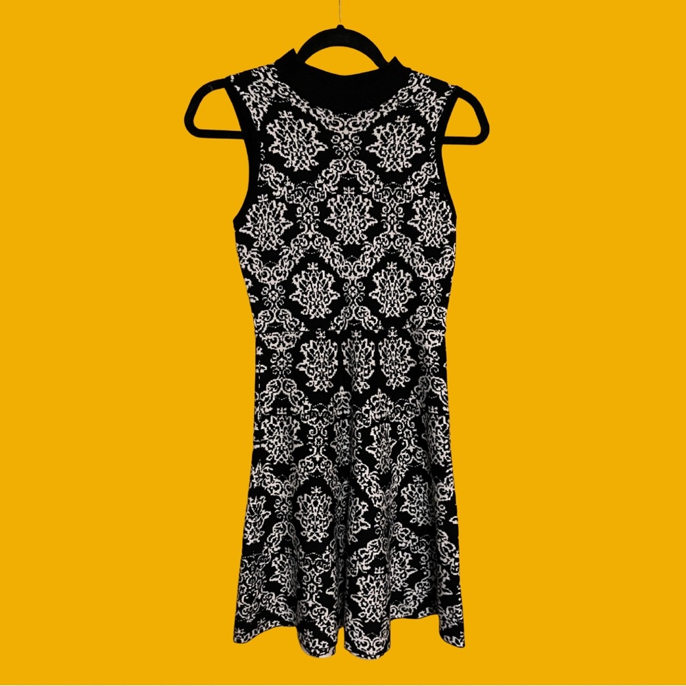 Target Sleeveless Knit Sweater Dress (MD)
